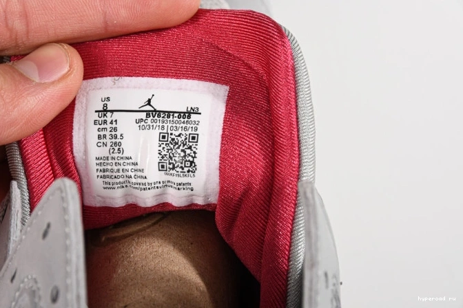 BV6281-006 7 Air Reflective Jordan Cardinal 0526